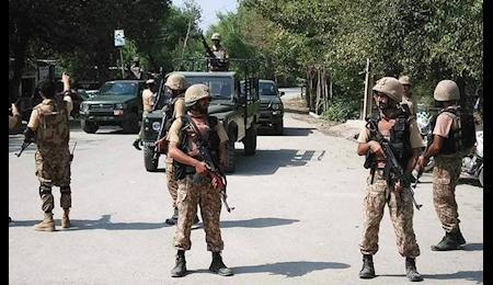 ده سرباز پاکستانی در حملات تروریستی کشته و زخمی شدند