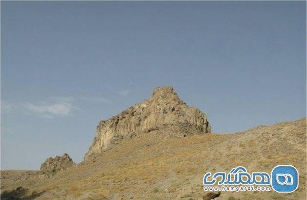 قلعه دم دم یکی از معروف ترین جاذبه های دیدنی ارومیه است