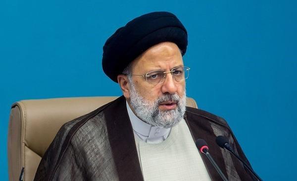 رئیسی: افراد ناکارآمد را کنار بگذارید