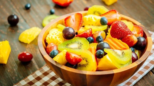 میوه هایی که شما را لاغر می نمایند، معرفی 8 میوه با خاصیت کاهش وزن