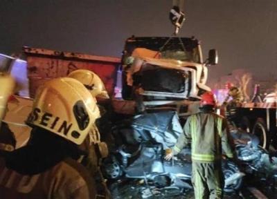 تصادف زنجیره ای 40 خودرو در آزادراه زنجان ـ قزوین